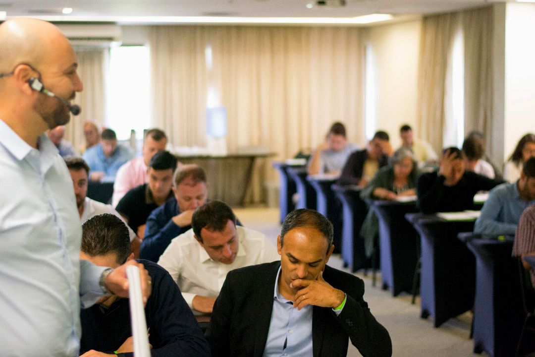 Participantes em consulta e capacitação